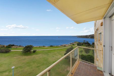 Coastal Lifestyle With Ocean Views - Photo 5