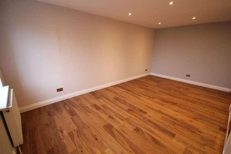 Flat, Nightingale Court, Sheepcote Road, Harrow, HA1 - Photo 3