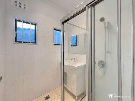 5 MIN WALK TO SEFTON HIGH SCHOOL - Photo 4