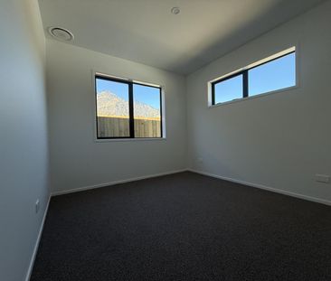 Spacious family home in Hanley's Farm - Photo 6