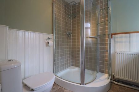 Dinglewell, Gloucester - Photo 4