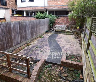 1 bedroom in a house share to rent - Photo 3