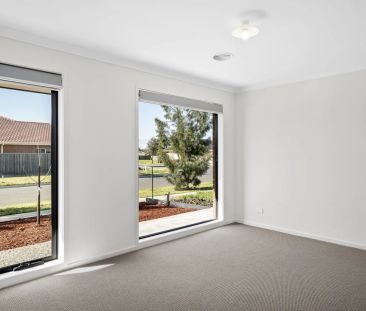 3 Joe Drive, Werribee. - Photo 3