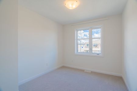 For Lease - 90 OSLER Street, Kanata, Ontario - Photo 3
