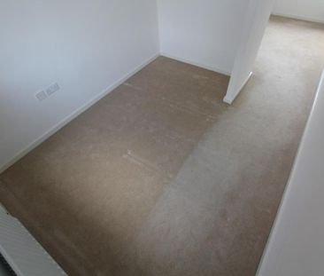 1 bedroom ground floor flat to rent - Photo 3
