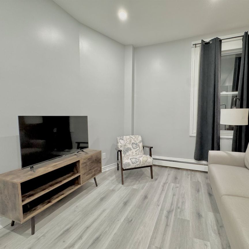 For Lease - 268 Talbot Street Unit# 12, St. Thomas, Ontario - Photo 1