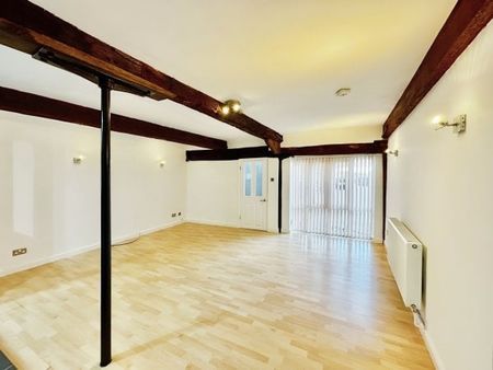 Southgate Street, IP33 2AN - Photo 3