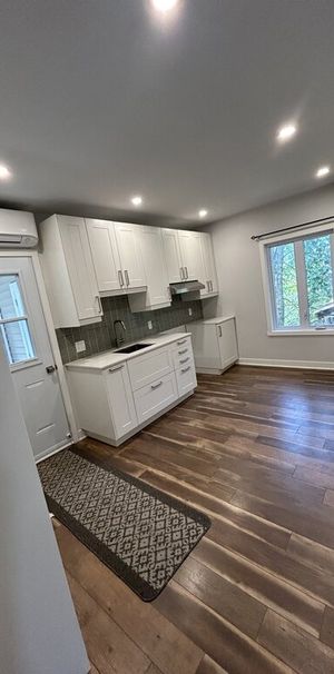 Saint-Hubert - 3 1/2 Rénové Avec Parking - Photo 1