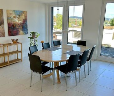 Attikawohnung mit Traumterrasse - urbanes Wohnen auf höchstem Niveau! - Photo 2