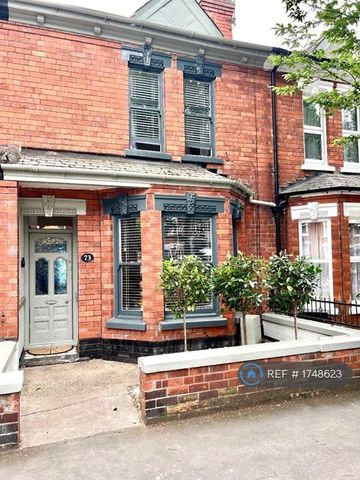 1 bedroom in a house share to rent - Photo 3