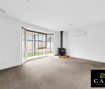 CONVENIENT LOCATION NEAR SHOPS AND SCHOOLS - Photo 2