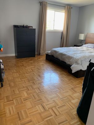 For Lease - 5095 Sunray Drive, Mississauga, Ontario - Photo 1