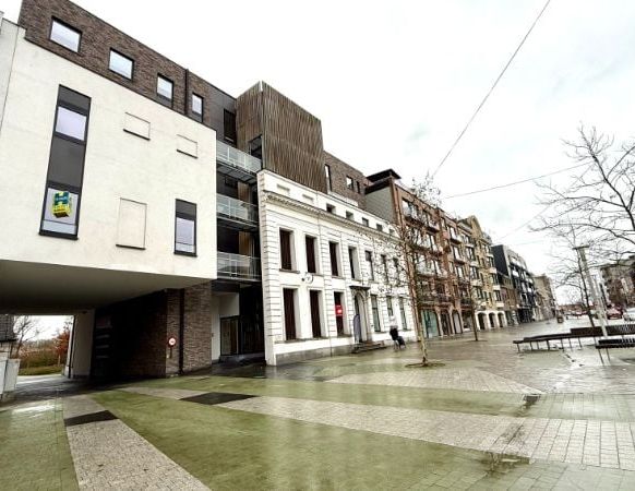 Appartement te huur in Deinze voor € 1.200 met 2 slaapkamers - foto 1