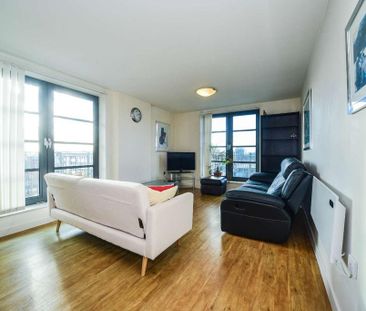 2 bedroom flat to rent - Photo 3