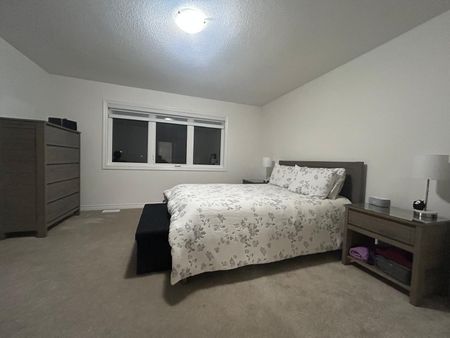 For Lease - 145 Shepherd Drive, Barrie, Ontario - Photo 2