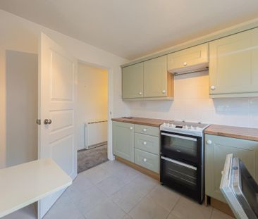 2 bedroom maisonette to rent - Photo 5