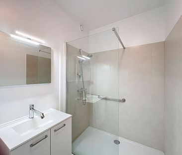 Gelijkvloers appartement in de wijk Heulebrug, met bijhorende staan... - Photo 2