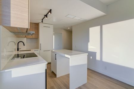 For Lease - 1050 Eastern Avenue Unit# 1010, Toronto, Ontario - Photo 2