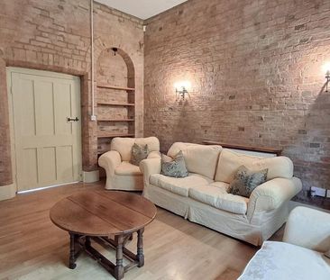 5 bedroom house to rent - Photo 1