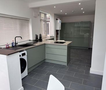 1 bedroom house of multiple occupation to rent - Photo 2