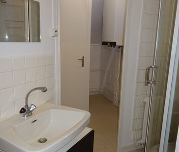 Location Appartement 2 pièces 48m² ORLEANS 45000 - Photo 3