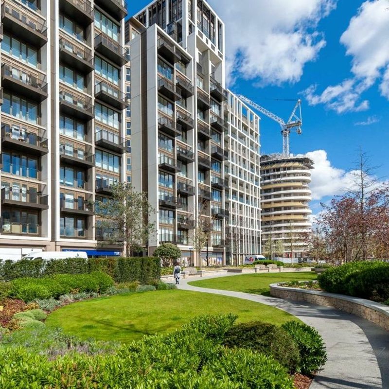 Fountain Park Way, W12, London - Photo 1