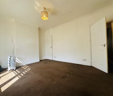 Church Road, Warwickshire, CV10 - Photo 6