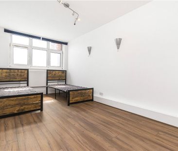 Woking Close, London, SW15 5JZ - Photo 3