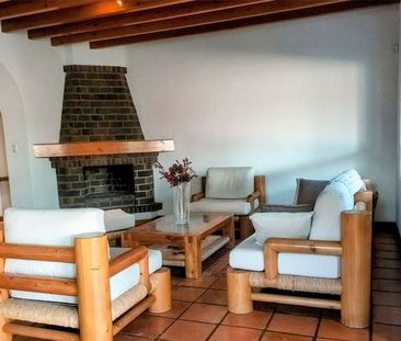 Hermosa Residencia Semi Amueblada en Renta en Jurica – Excelente Ub... - Photo 2