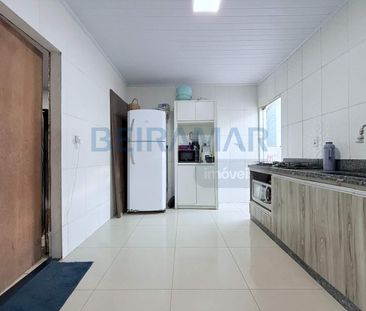 QR 501 – Casa de 2 Quartos Totalmente Mobiliada, 1 Suíte, Piscina, ... - Foto 2