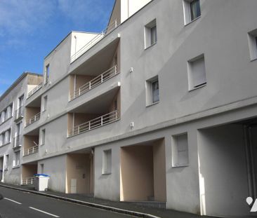 A Louer- Appartement à Nantes - Photo 2