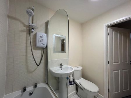1 bedroom flat to rent - Photo 2