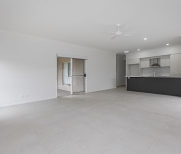 7 Stoney Creek Drive, Farley NSW 2320 - Photo 1