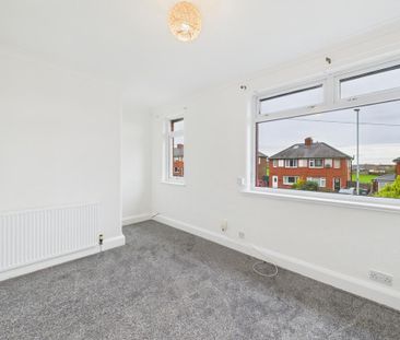 2 bedroom semi-detached house to rent - Photo 3