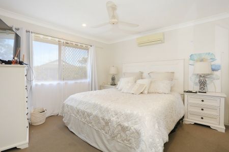 NEAT TOWNHOUSE WITH POOL IN COMPLEX - Photo 2