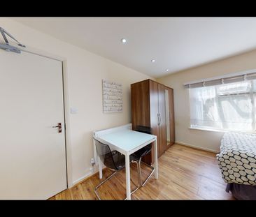 Studio Flat, Willesden Green, NW2 - Photo 3
