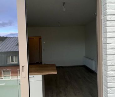 Dakappartement te huur in Tongeren voor € 800 met 2 slaapkamers - Photo 3