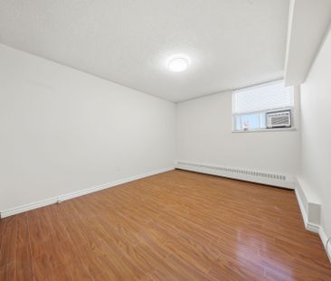 For Lease - 390 Dixon Road Unit# 909, Toronto, Ontario - Photo 5