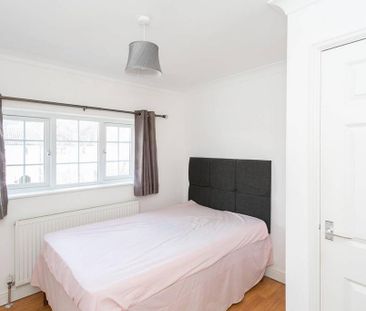 2 bedroom maisonette to rent - Photo 1