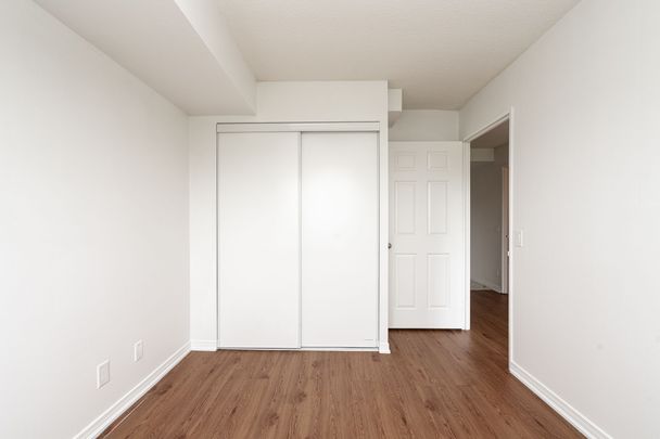 333 Sidney Belsey Crescent - Photo 1