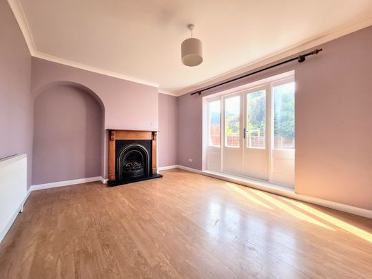 Maiden Lane, Crayford, DA1 - Photo 1