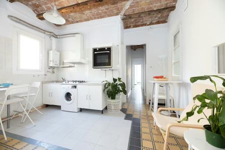 Carrer de Gombau, Barcelona, Catalonia 08003 - Foto 4