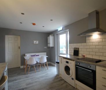 1 bedroom in a house share to rent - Photo 6