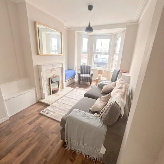 38 London Road, Belfast, BT6 8EY - Photo 1