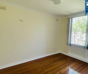 Comfortable 2-Bedroom Home in Peaceful Holsworthy Location - Photo 6