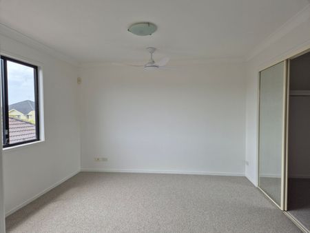 1/11 Carina Peak Drive, 4227, Varsity Lakes Qld - Photo 4