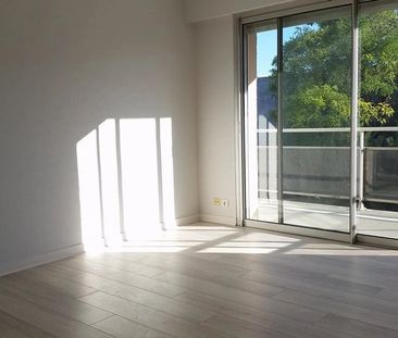 Location Appartement 2 pièces 41m² LA ROCHELLE 17000 - Photo 4