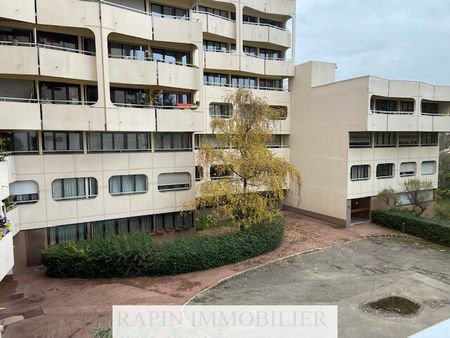 Très beau T2 avec balcon - Photo 3