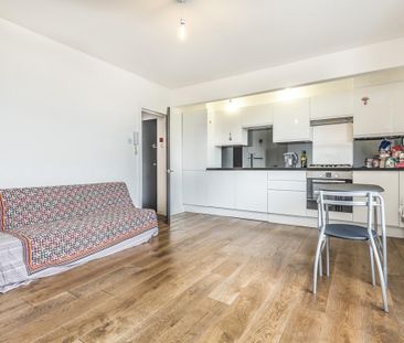 Holmesdale Road, London SE25 - Photo 1