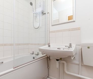 Cameron Court, Banbury - Photo 4